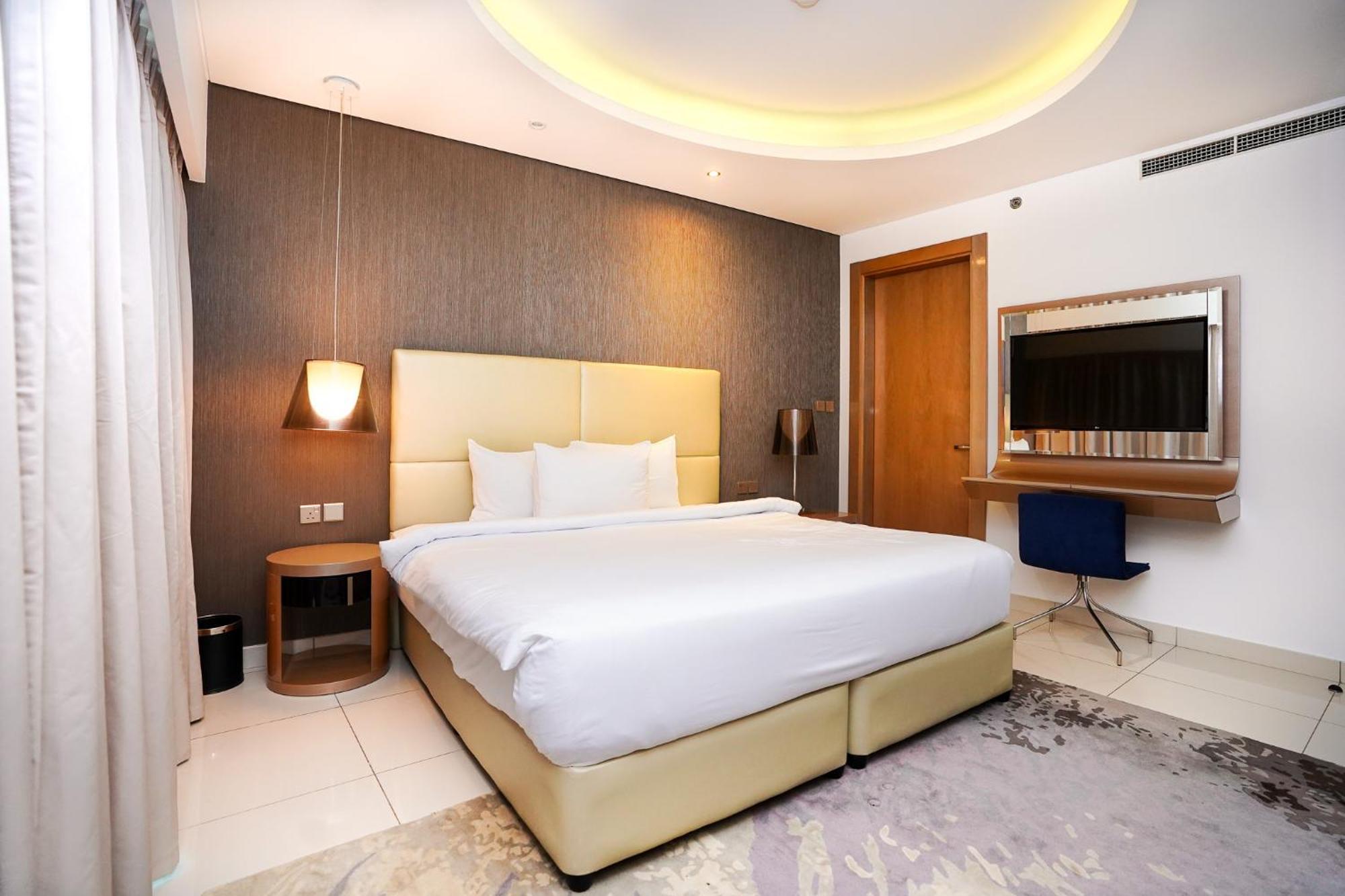 Citi - Luxury 2br In Business Bay *