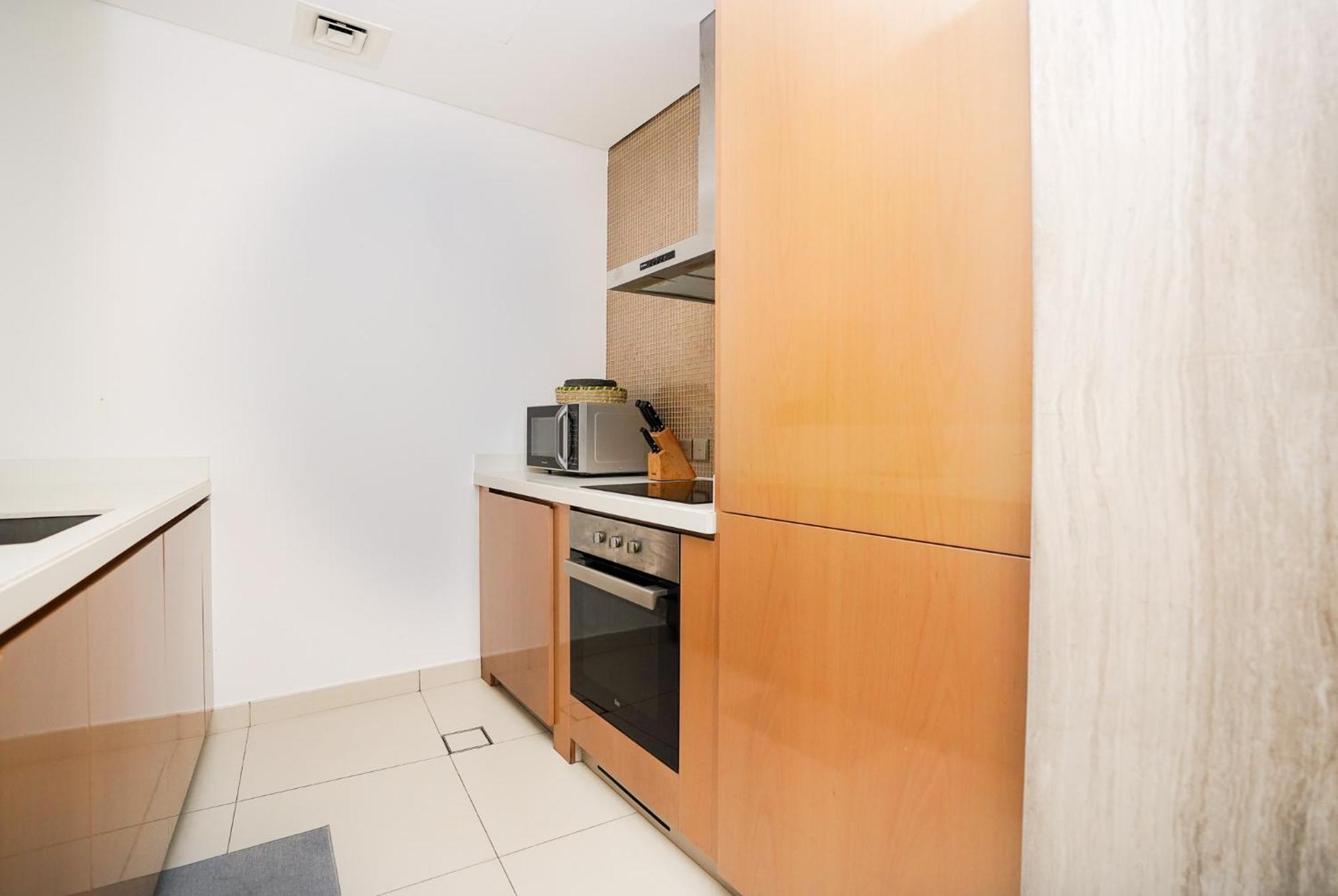 Citi - Luxury 2br In Business Bay Dubai