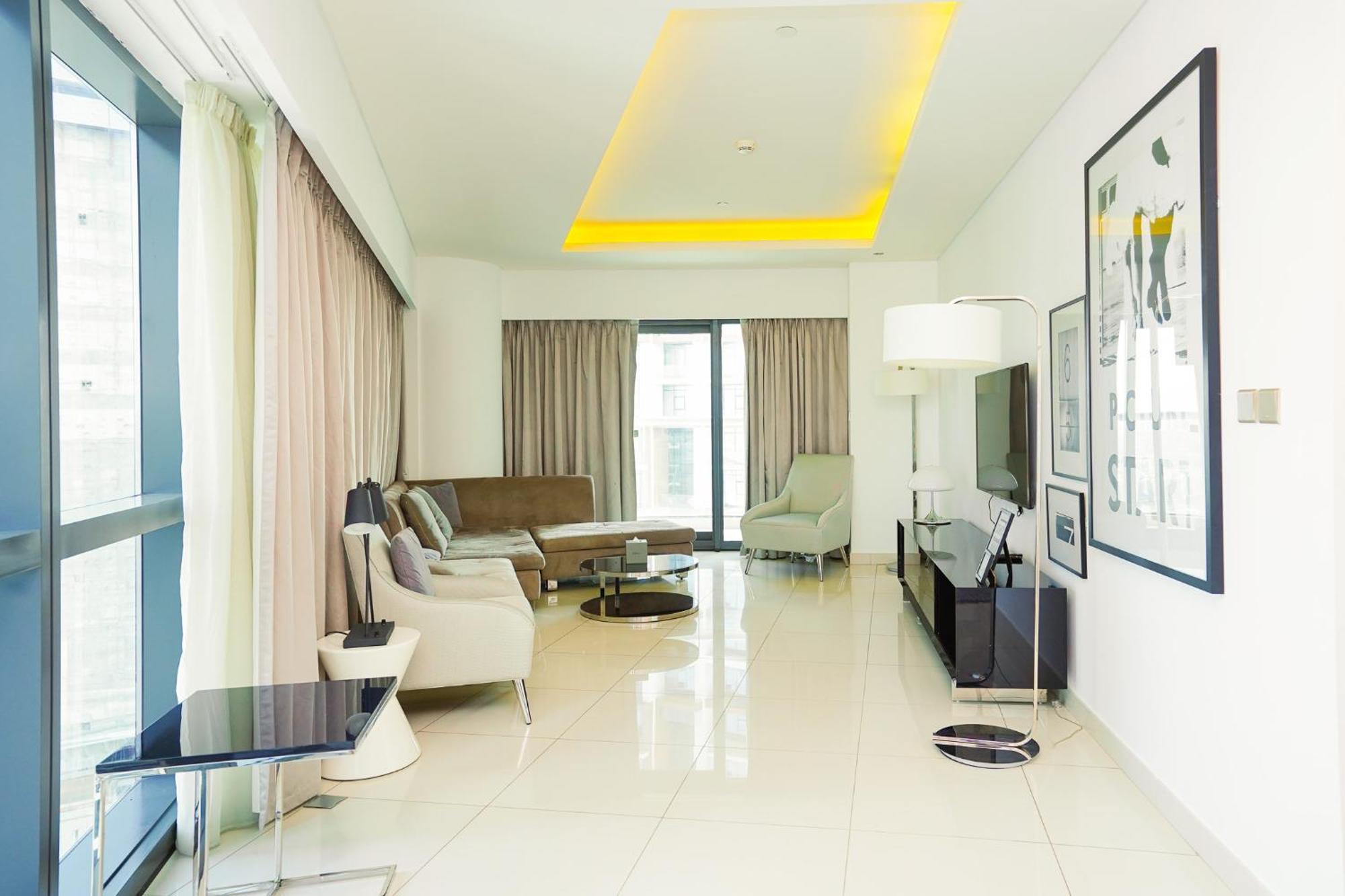 Citi - Luxury 2br In Business Bay